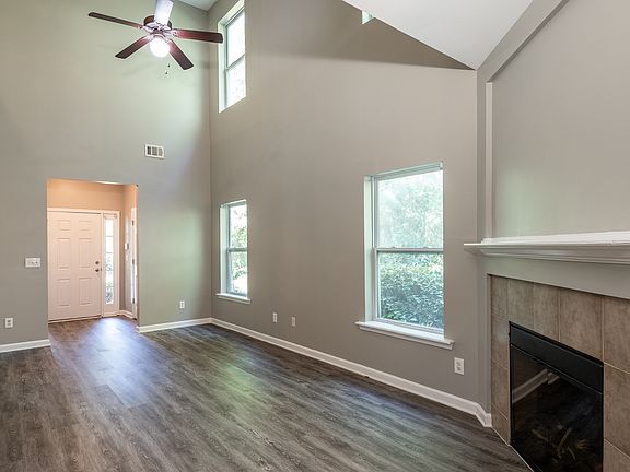 KH_585_1408McWilliamsRd_Web-9729_09202022