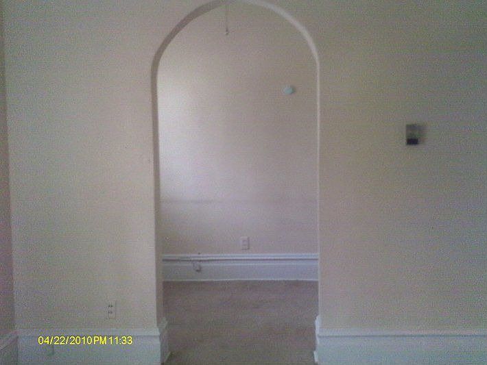 2nd image of 1604 1/2 Dill St