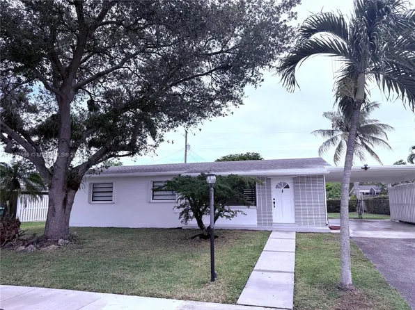 10380 SW 200th St, Cutler Bay, FL 33157