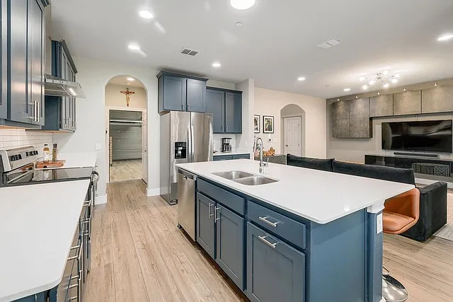 12914 Leatherback Ln — Photo 9