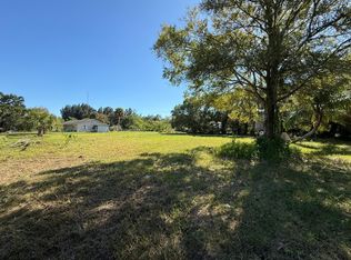 3704 Arnold Rd, Fort Pierce, FL 34981