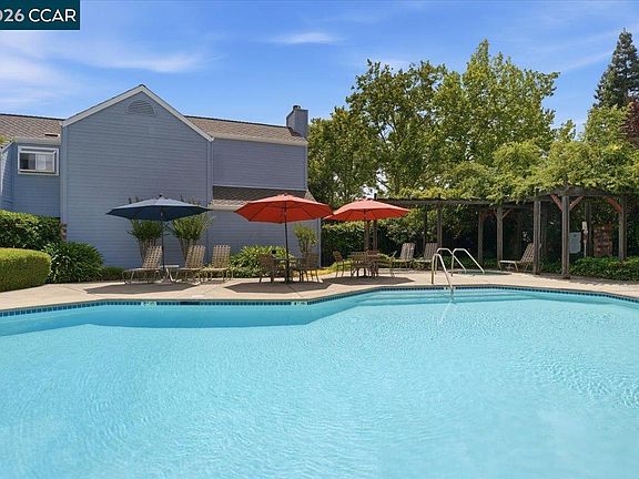 5th image of 5209 Arden Way