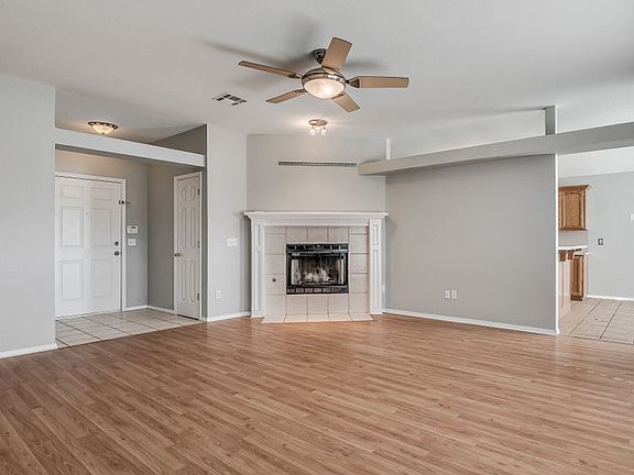 3rd image of 1717 Briarcreek