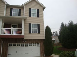 102 Creekside Dr, Sarver, PA 16055