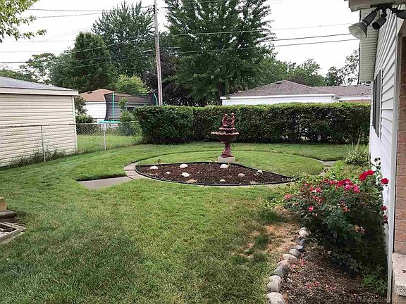 5th image of 26821 Bonnie Ave