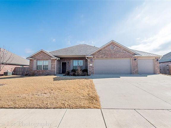 2nd image of 368 N Cold Harbor Ave