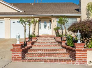 88 Fallen Oaks Dr, Thousand Oaks, CA 91360