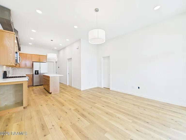 1120 S Washington St #101&201 — Photo 9