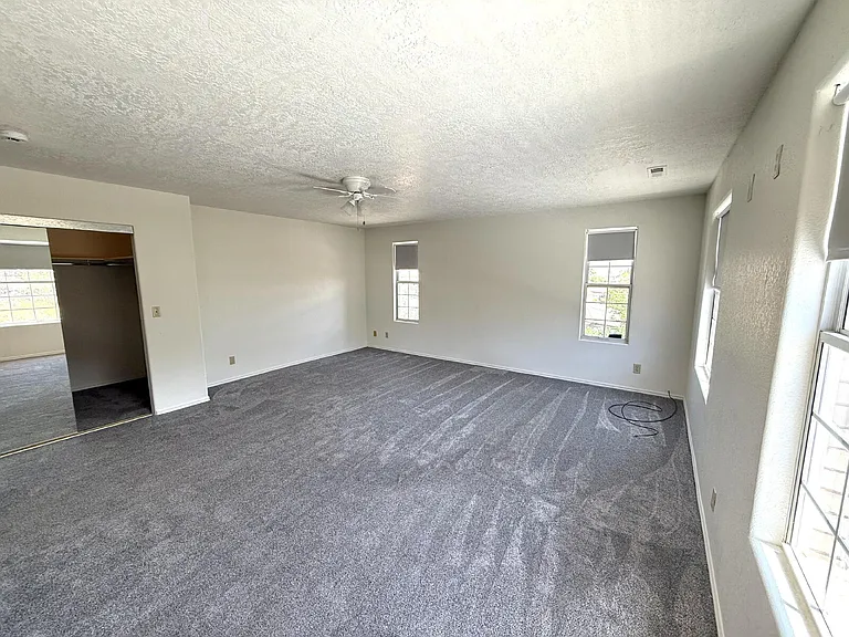 2506 W Grandview Dr — Photo 18