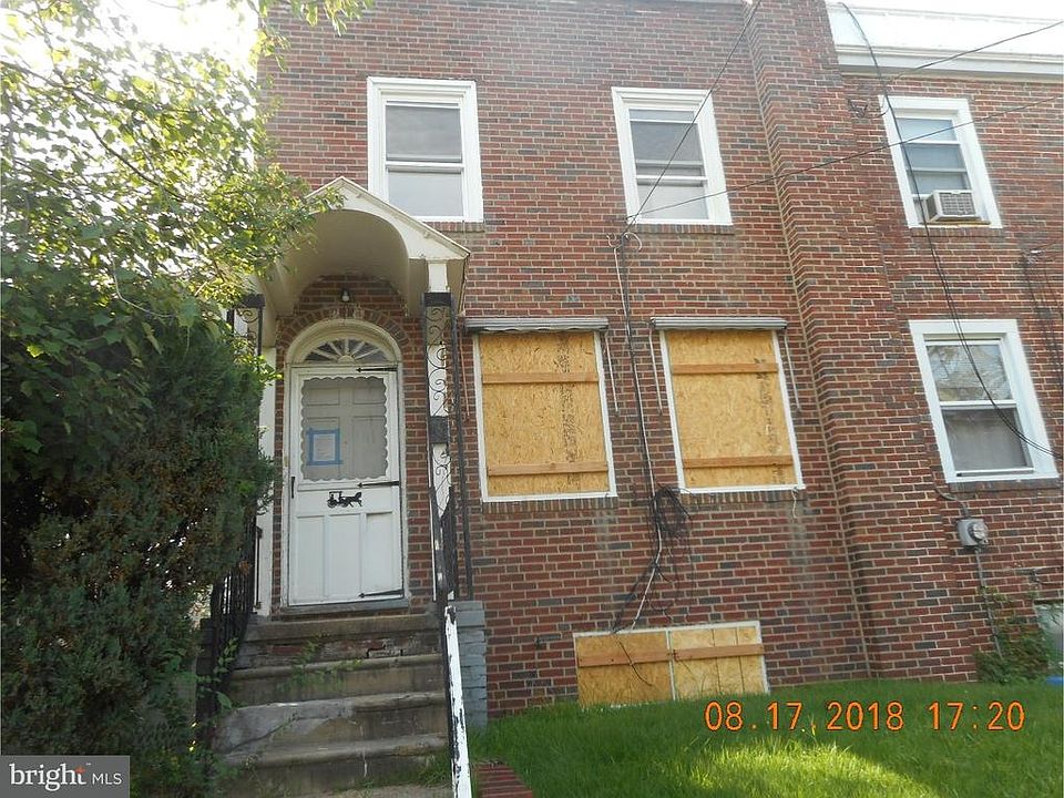 1st image of 5545 Woodland Ave