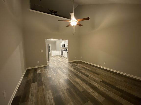 New Master Down laundry on the 1st floor home w 2nd bedroom loft upstairs, 2.5 baths, 1464 sq.