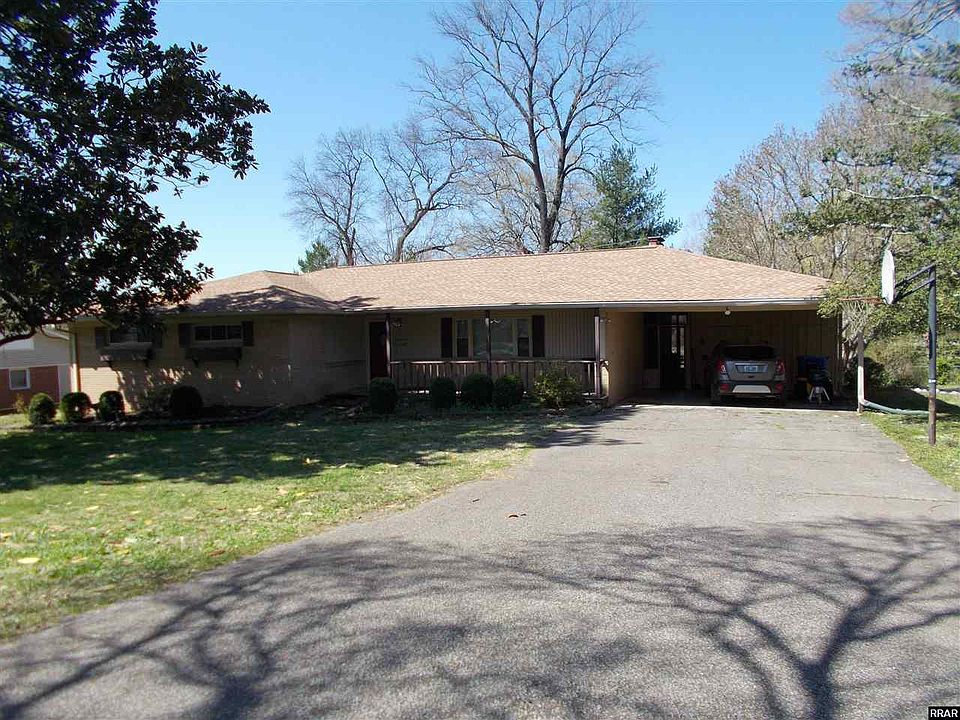 1st image of 102 S Henderson Dr