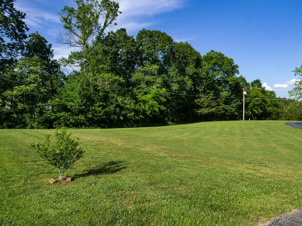 22 Beech Fork Blvd, Clay City, KY 40312