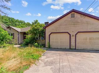 2500 Division Rd, East Greenwich, RI 02818