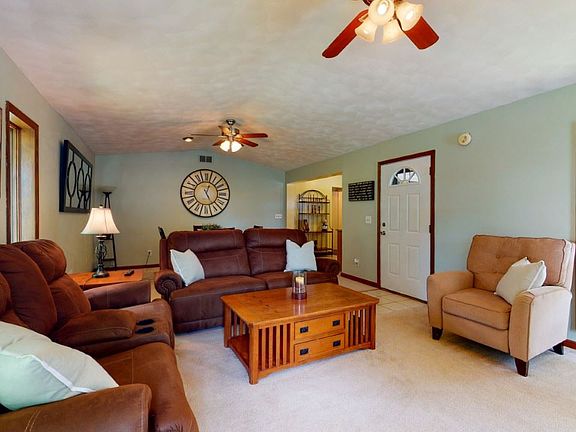 2nd image of 5205 Ponderosa Dr