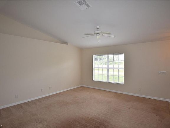 5th image of 4308 NE 20th Ct