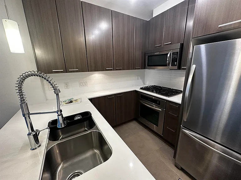 2955 Atlantic Ave #1103 — Photo 6