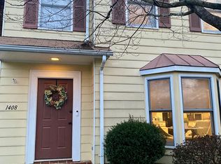 1408 Minor Ridge Ct, Charlottesville, VA 22901