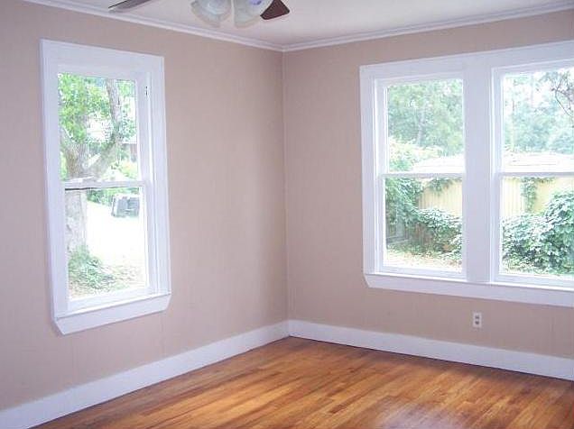 2nd image of 403 S 7th St