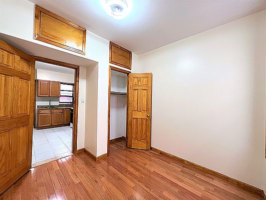 4th image of 35 Henry St APT 2