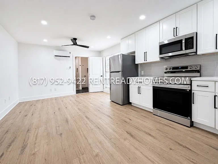 1510 W Jefferson Blvd #104 — Photo 5