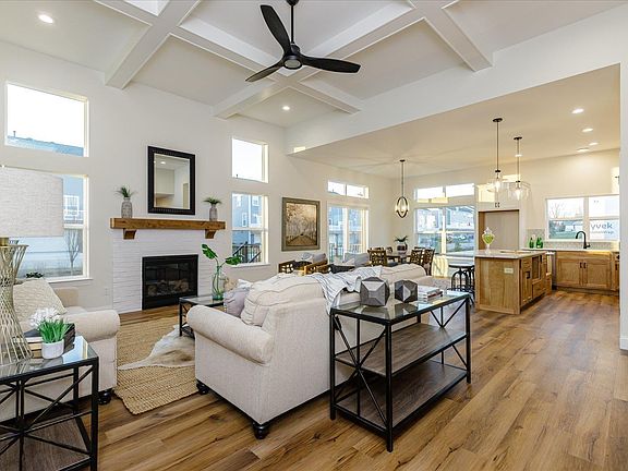 3rd image of 3075 Meadow Haven Ct