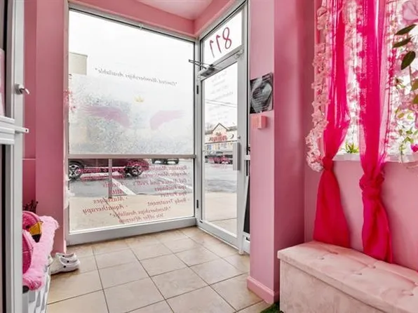 809-811 Broadway image 6 of 29