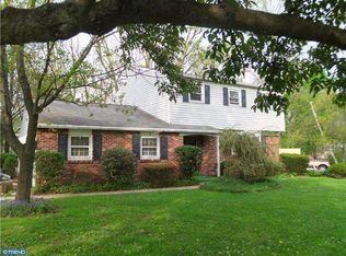 2725 Diamond St, Hatfield, PA 19440