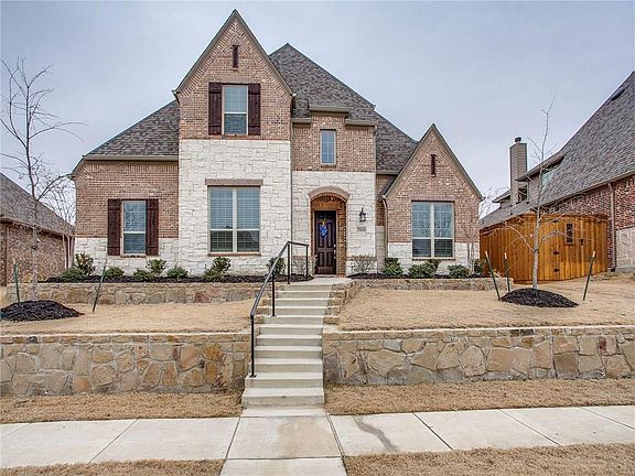 4th image of 7818 Driftwood Dr