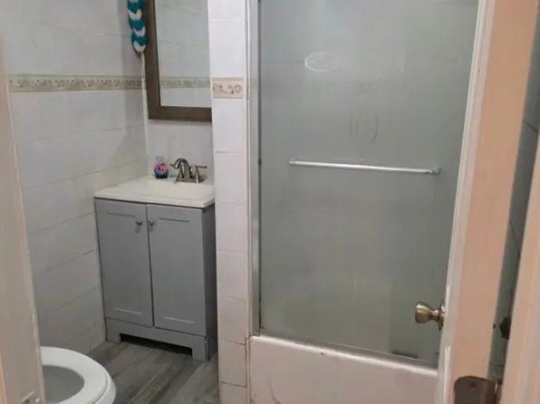 1033 E 213th St Floor 1, Bronx, NY 10469