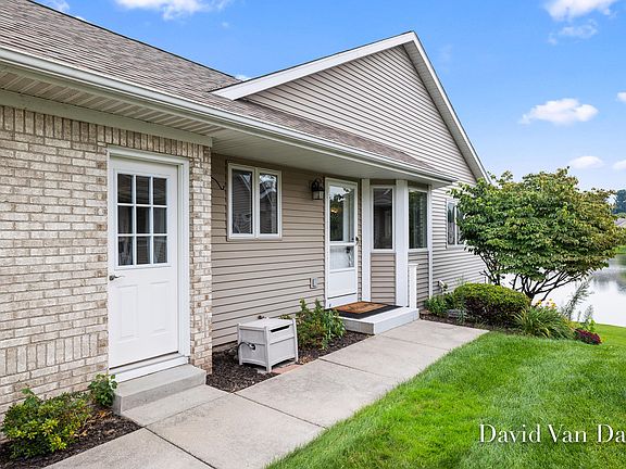 2nd image of 1706 Lisa Dr SW