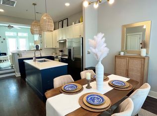 160 Rail Crossing Ln, Charlotte, NC 28209