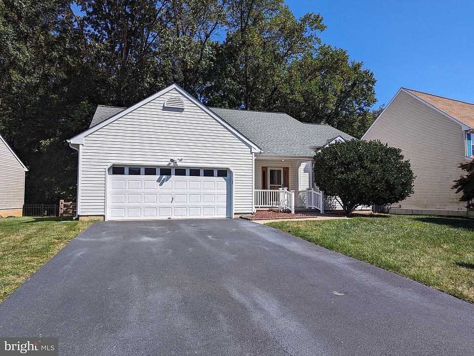 1st image of 257 E Flagstone Dr