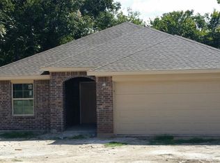 1024 E Jefferson Ave, Fort Worth, TX 76104