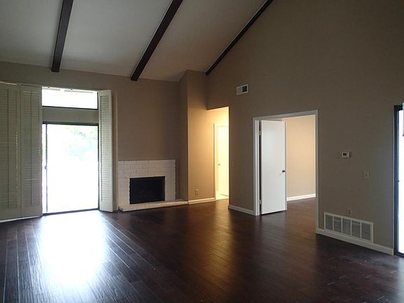 3rd image of 12436 Tudor Way