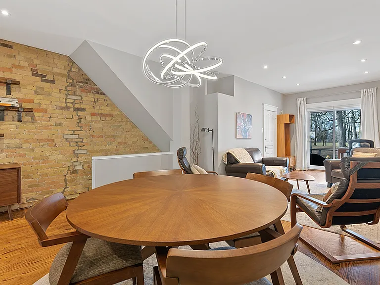 39 Lee Ave #1 — Photo 10