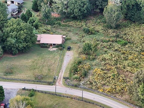 5th image of 7580 Bates Dr #2
