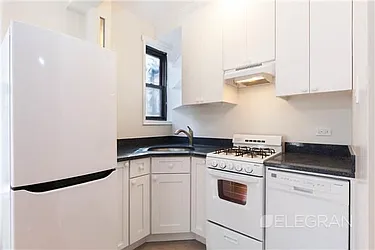 Rented by (Legacy) Elegran