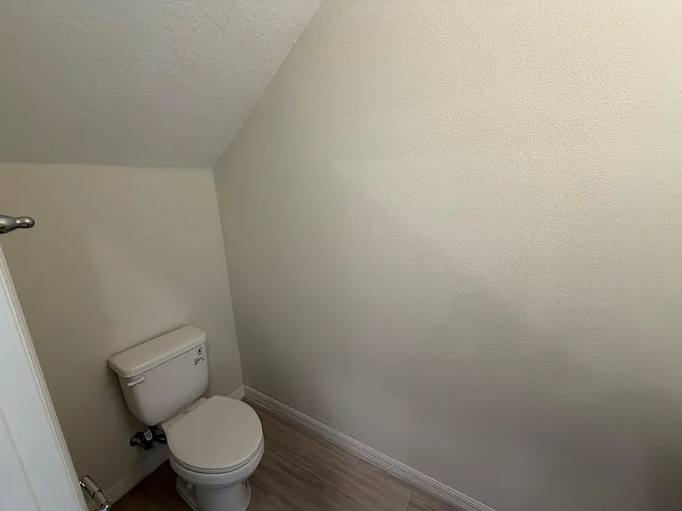 2124 Penny Ln — Photo 24