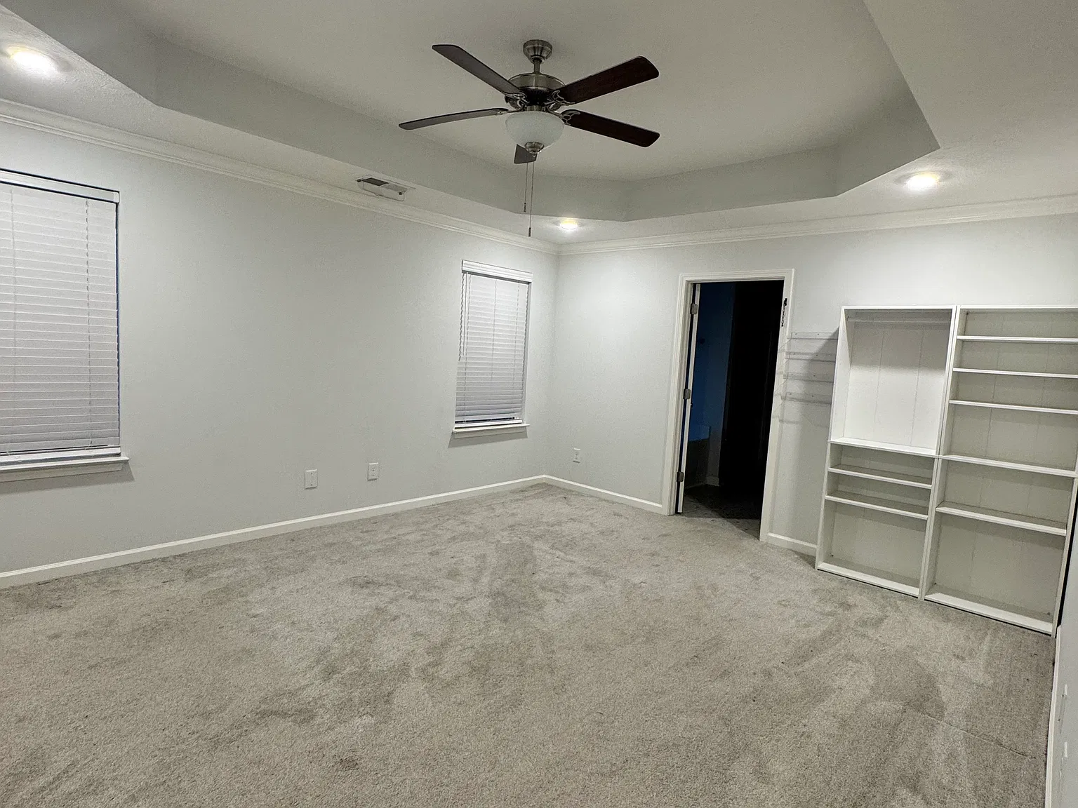 3 bed, 2.5 bath, 1809 sqft, $2,400 — Photo 3