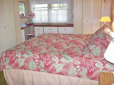 2nd image of 1072 Cloverleaf Cir