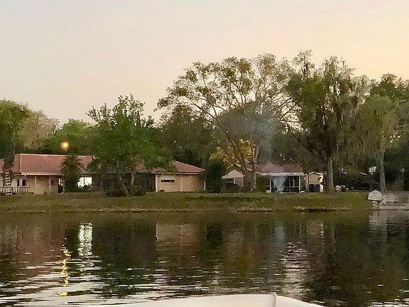 3rd image of 9425 Tarpon Springs Rd
