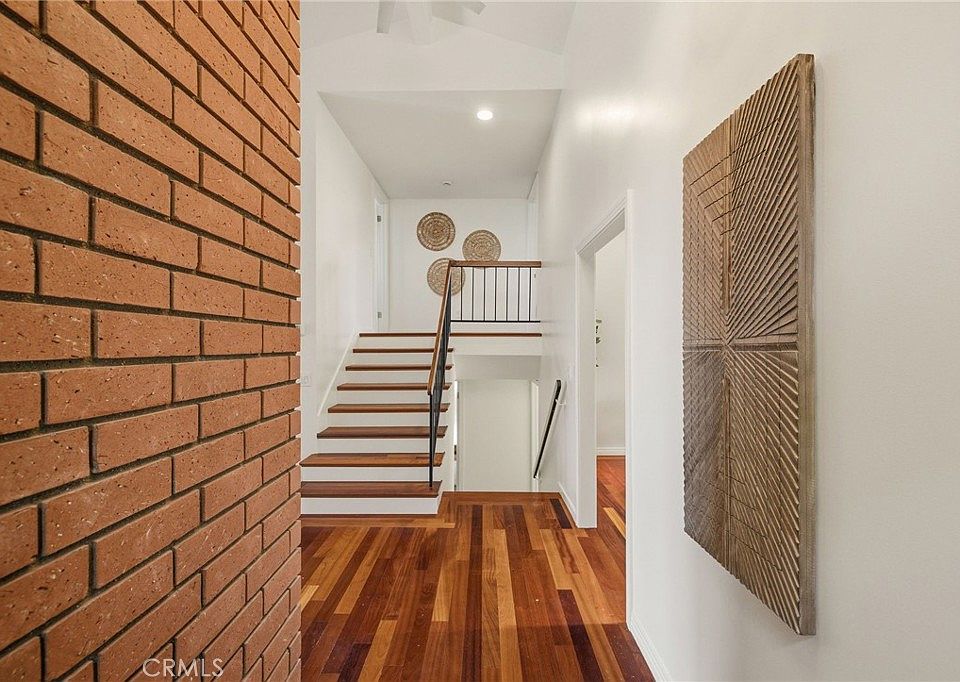 1st image of 1529 Craig Pl