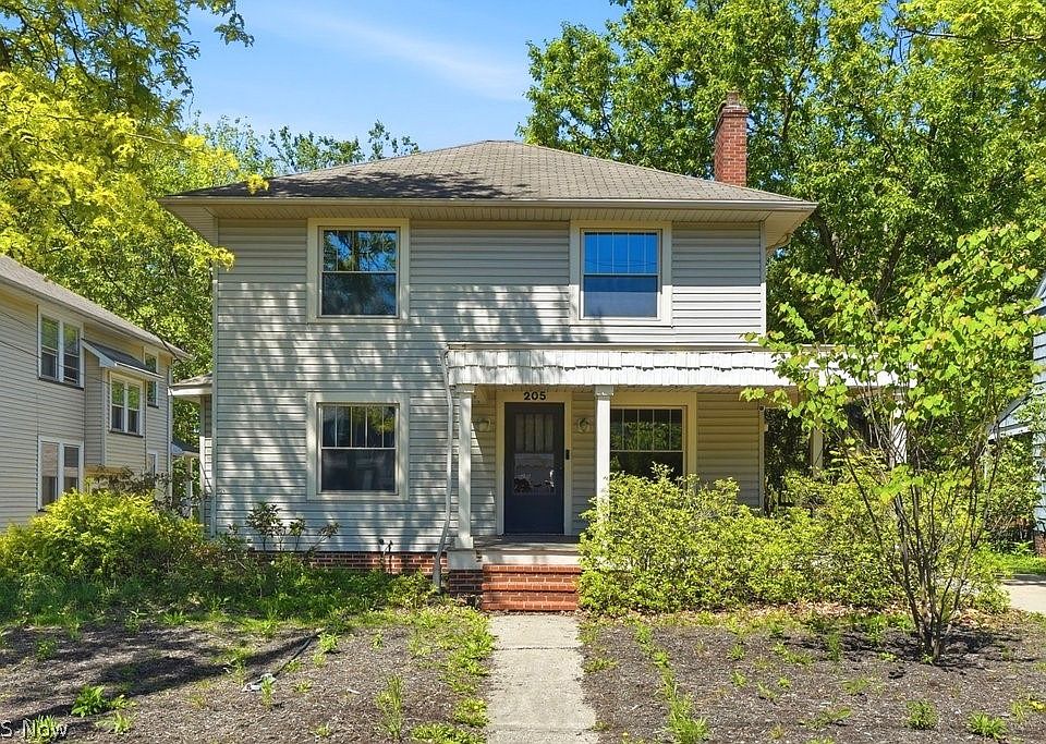 1st image of 205 Logan St