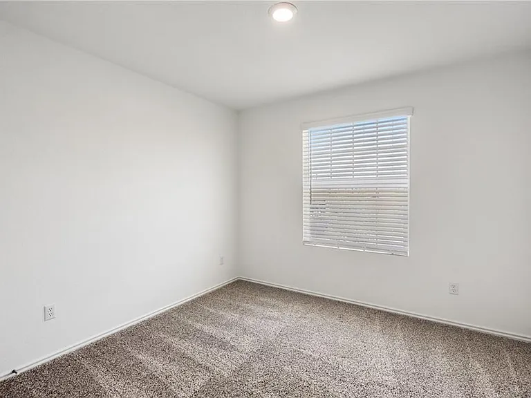 3204 Kenner Dr — Photo 26