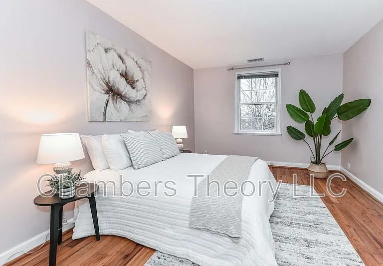 3279 S Stafford St #B2 — Photo 16