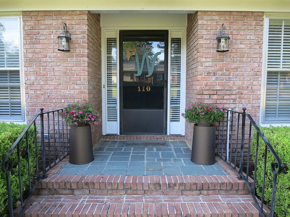 1st image of 110 Starmount Dr