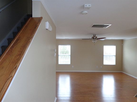 2nd image of 8707 Buckhorn St