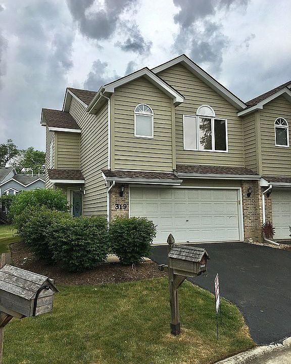 1st image of 319 Camarie Ct