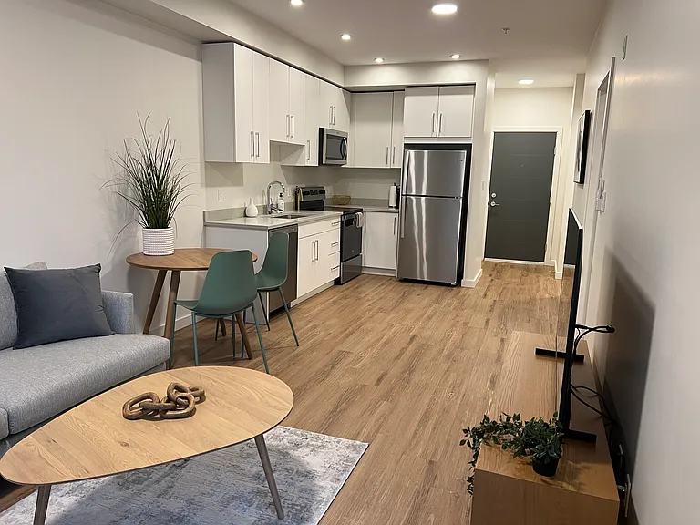 302 Birch St — Photo 12